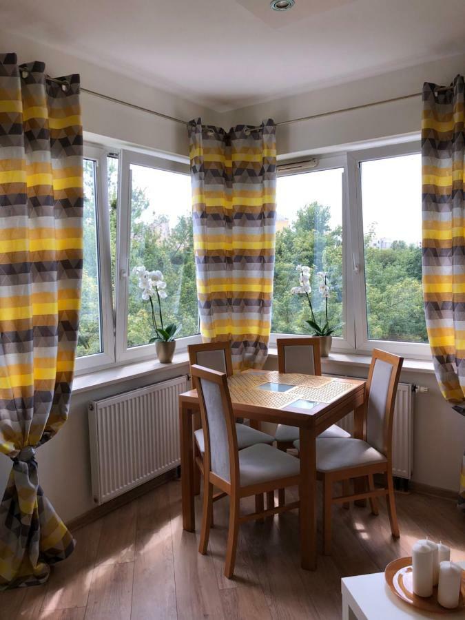 Apartament 69 Metro Apartment Warsaw Luaran gambar