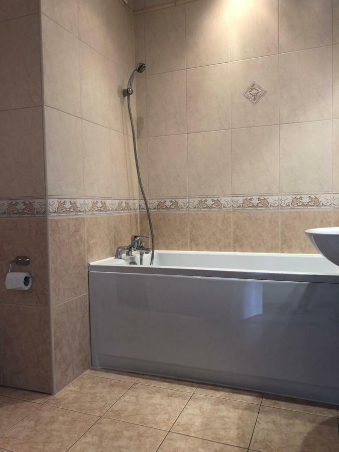 Apartament 69 Metro Apartment Warsaw Luaran gambar